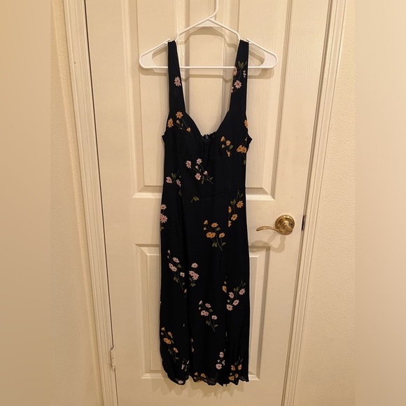 Reformation floral navy midi dress - Picture 4 of 7